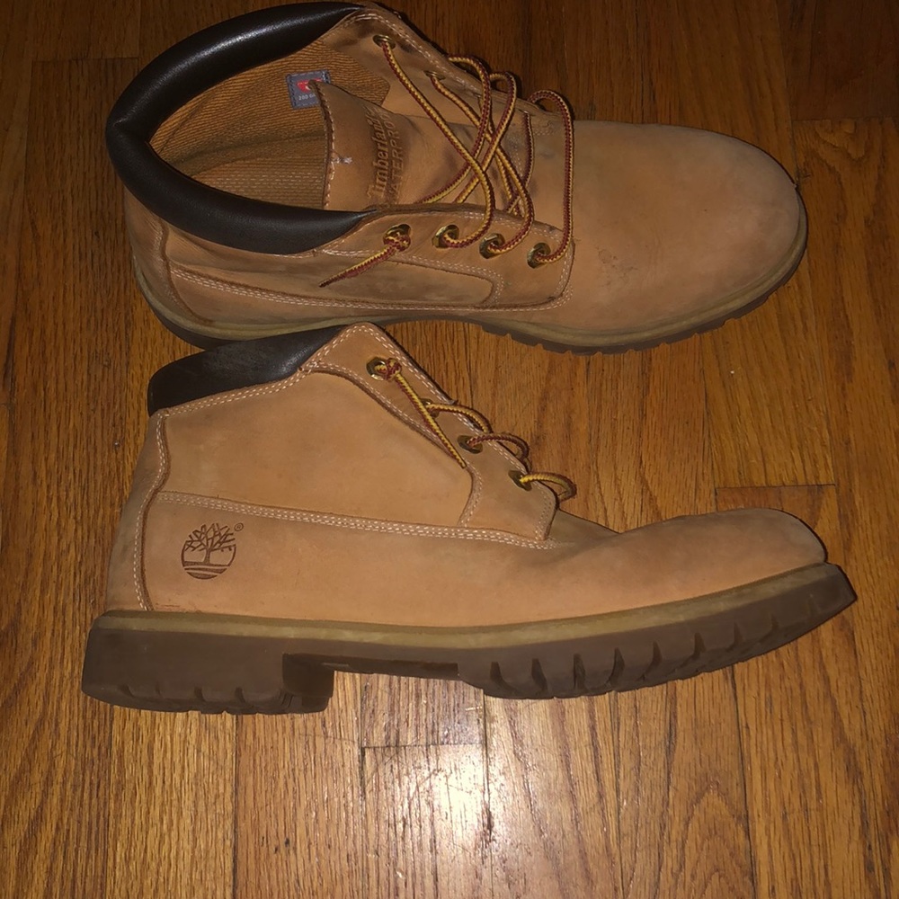Timberland chucka boots with little wear